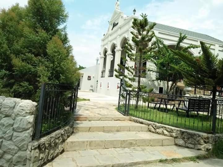 סינג בורי Je T'Aime Cafe & Villa מראה חיצוני תמונה